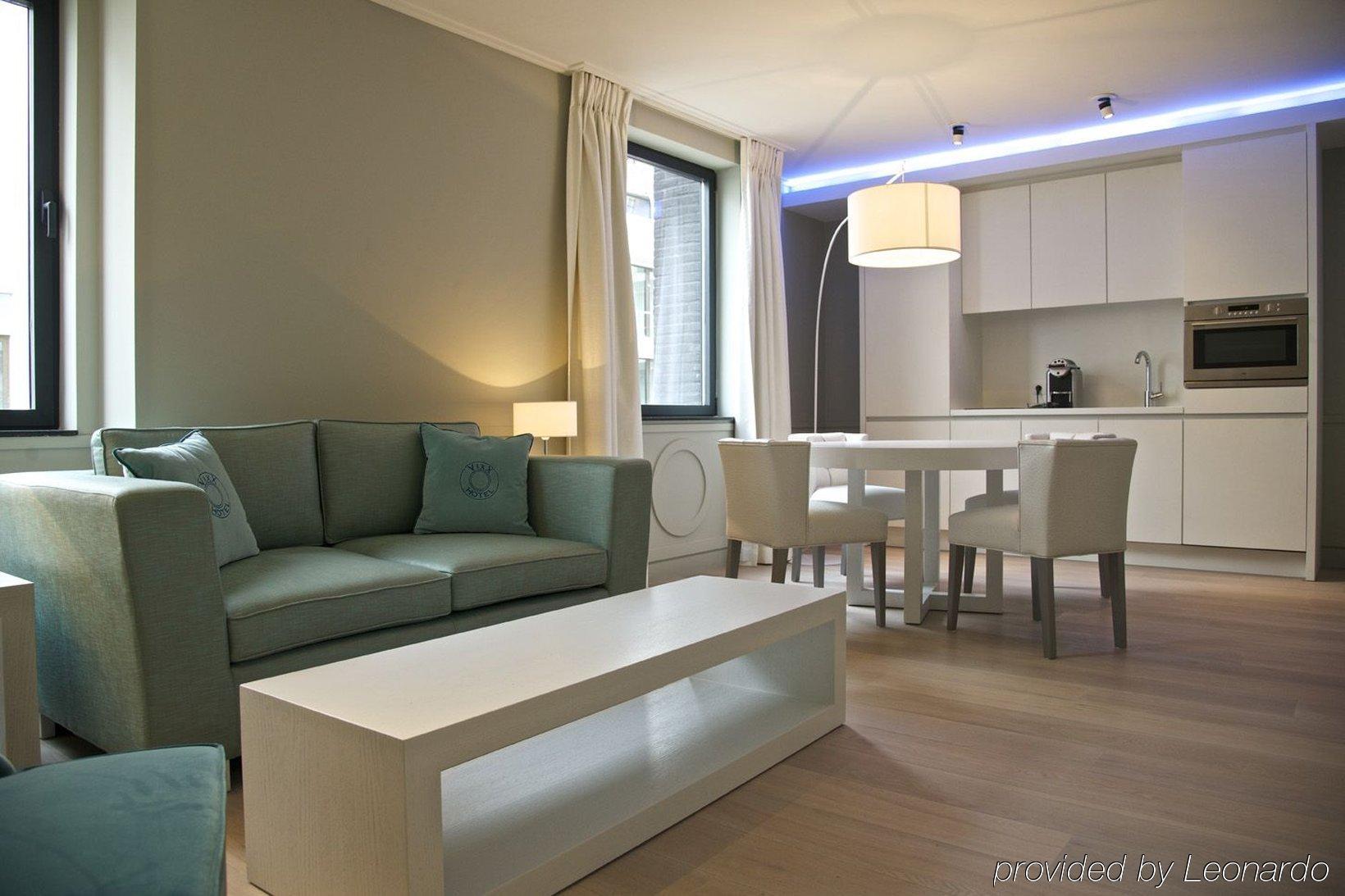 Vixx Suites Мехелен Номер фото