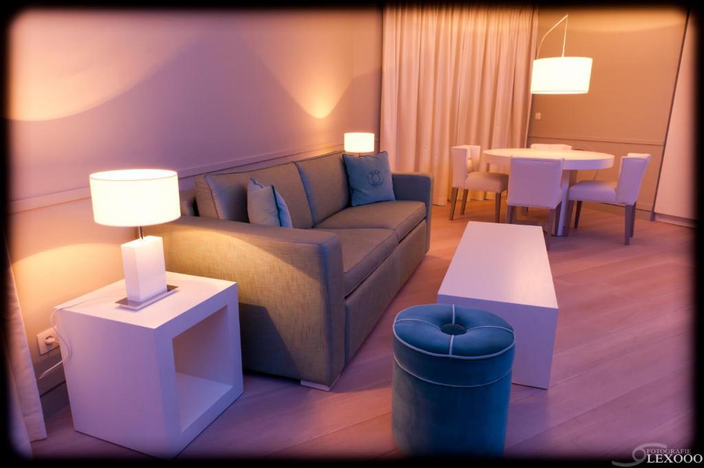 Vixx Suites Мехелен Номер фото
