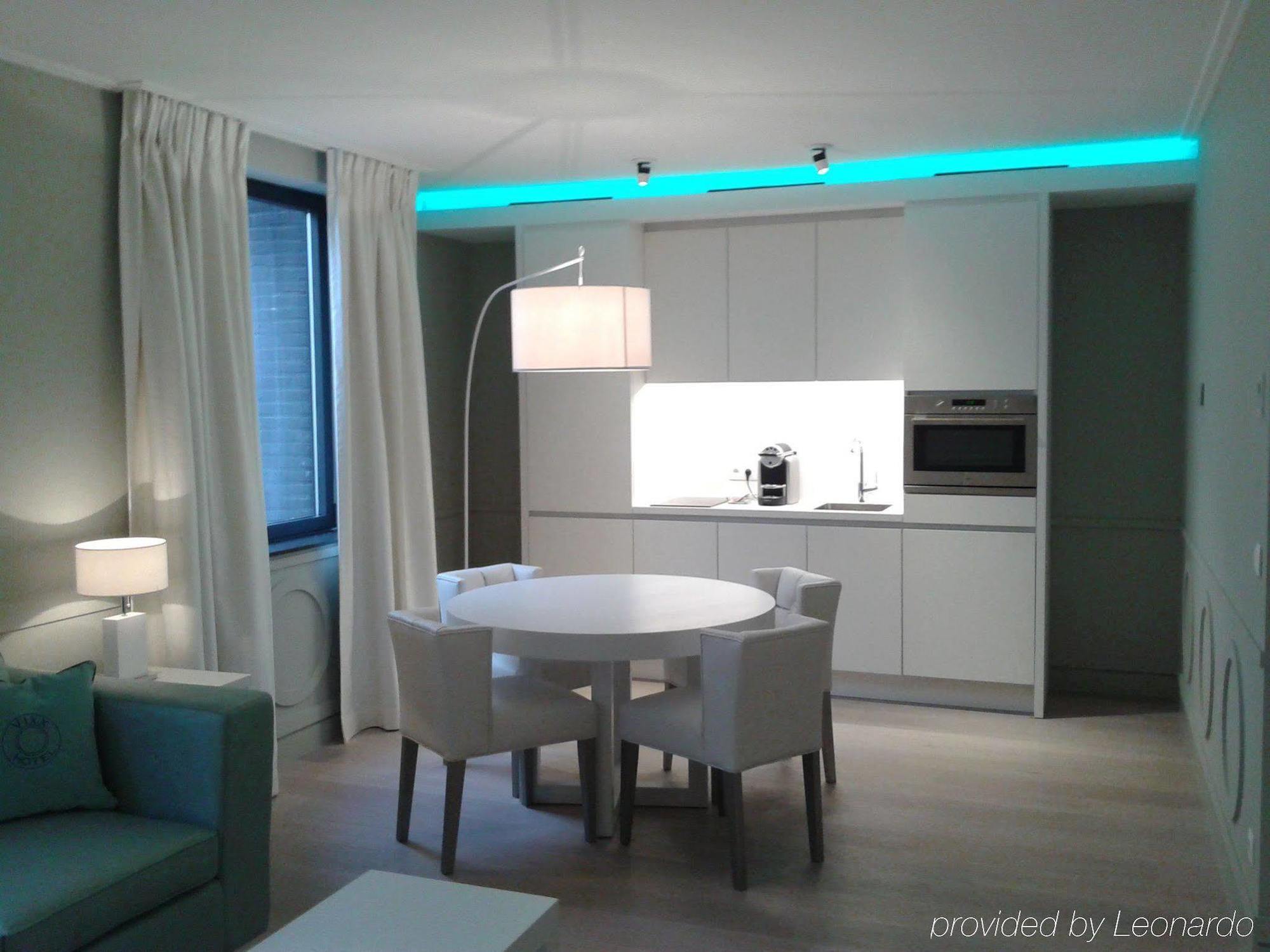 Vixx Suites Мехелен Номер фото